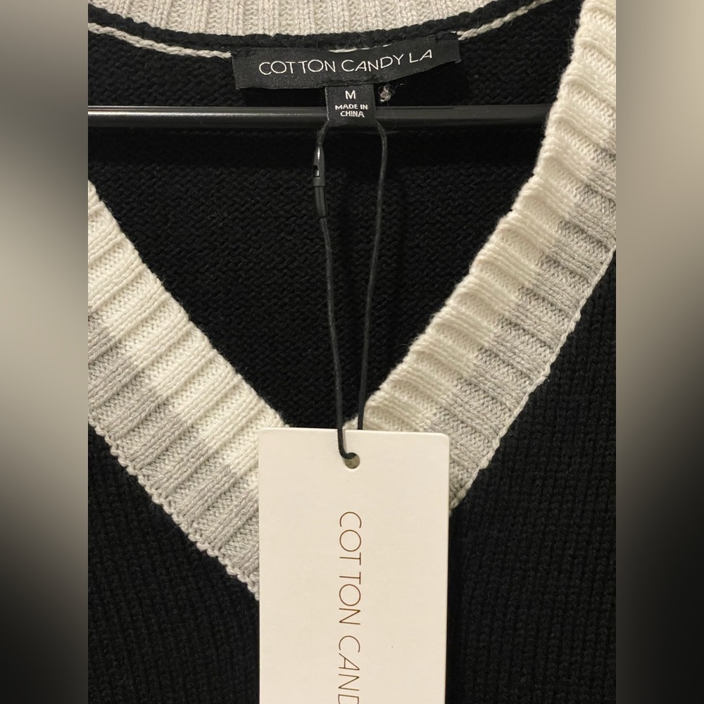 Sweater vest - knitted